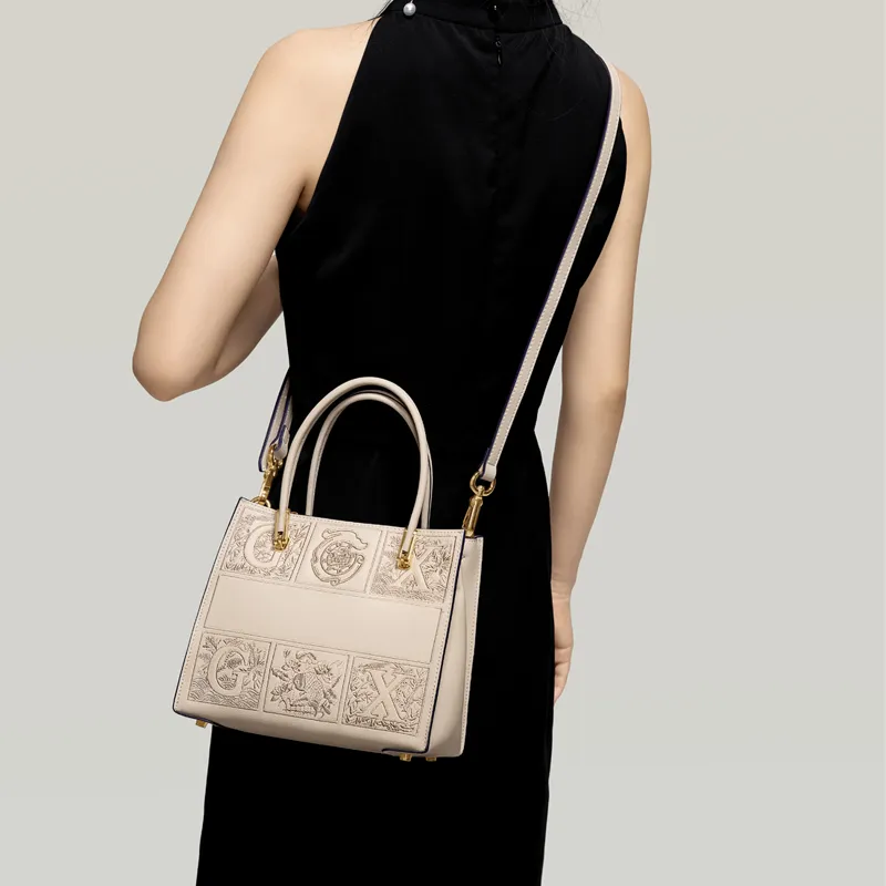 Gong Xuan Cow Leather Tote Bag, Shopping Bag, Shoulder Bag, Crossbody Bag, Handbag Tubas Women's White-8