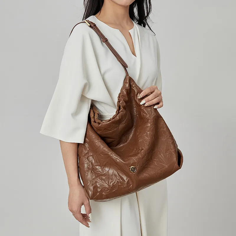 Gong Xuan Genuine Cow Leather Shoulder Bag Women's-21