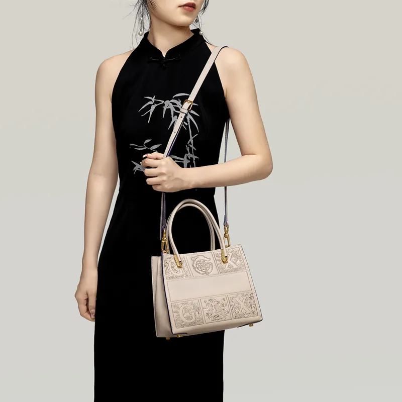 Gong Xuan Cow Leather Tote Bag, Shopping Bag, Shoulder Bag, Crossbody Bag, Handbag Tubas Women's White-7