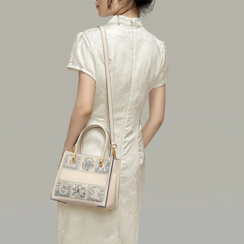Gong Xuan Cow Leather Tote Bag, Shopping Bag, Shoulder Bag, Crossbody Bag, Handbag Tubas Women's White-16