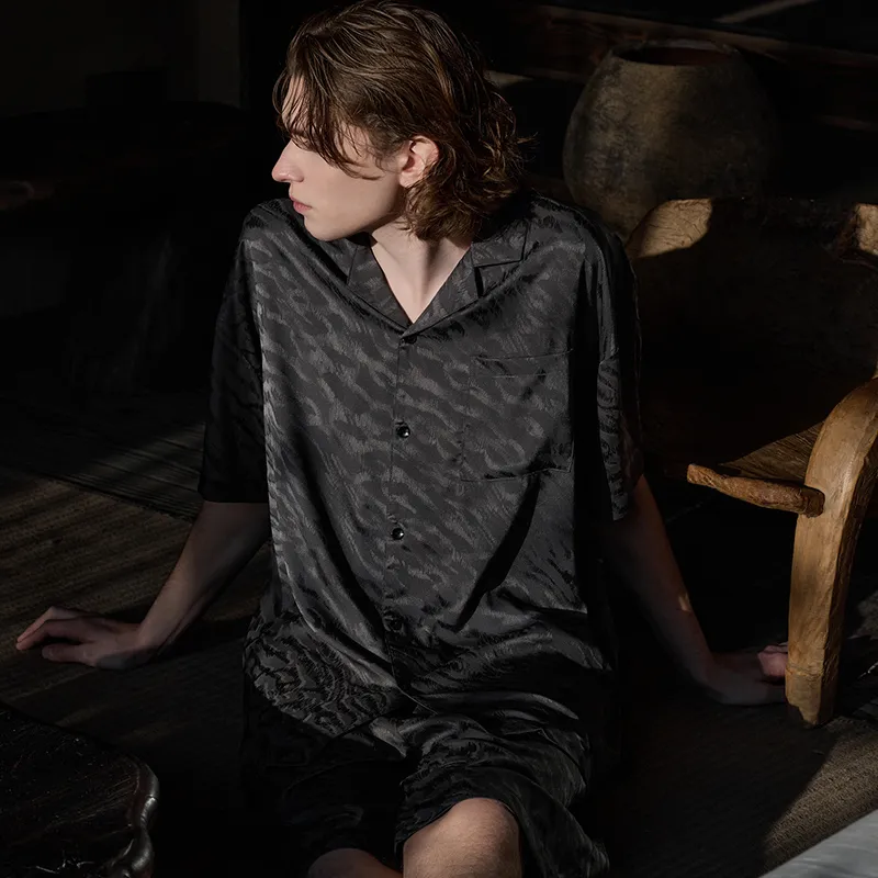 Same Language Pajama Gift Box Men's Ink · Tiger Pattern-1