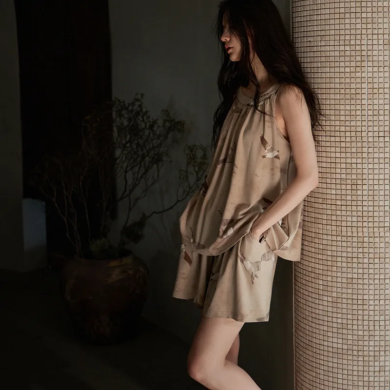Same Language Pajama Set Women's Fall Leaf Brown · Goose-1