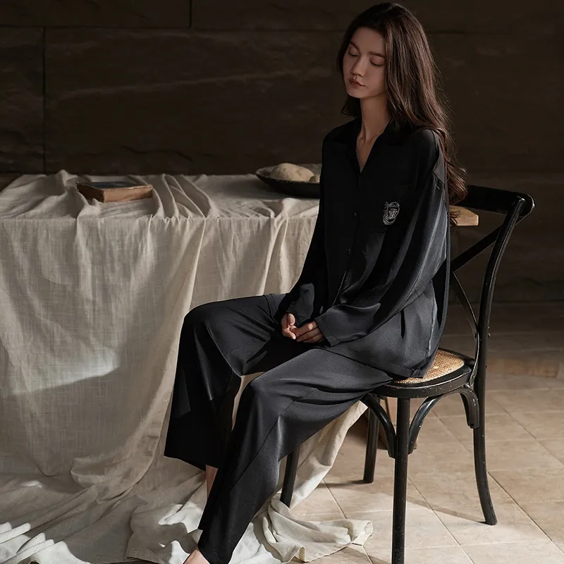 Same Language Pajama Set Women's Wandering Black-3