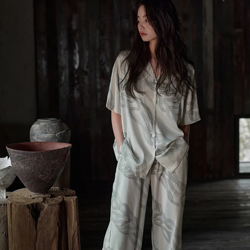 Same Language Pajama Gift Box Women's Gray White-2