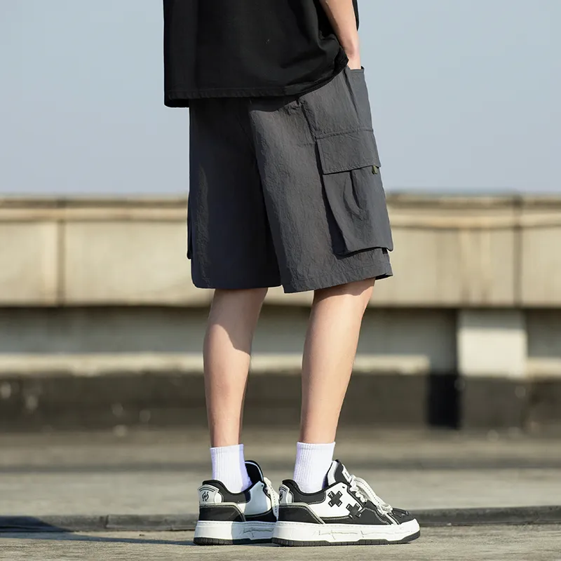 Warrior Huichao Riding The Wind Collection Cargo Shorts Unisex-3