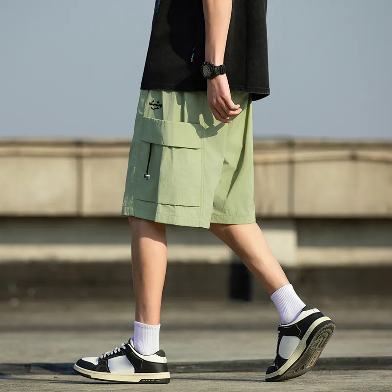 Warrior Huichao Riding The Wind Collection Cargo Shorts Unisex-8