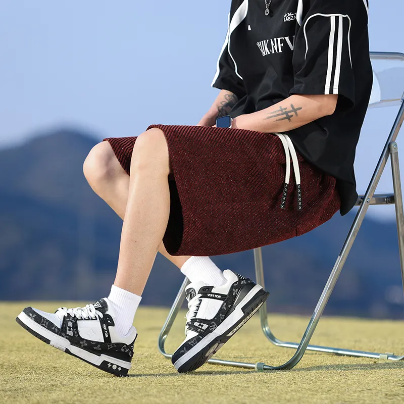 Warrior Huichao Riding The Wind Collection Casual Shorts Unisex-5