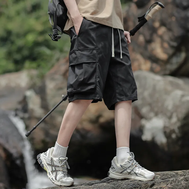 Warrior Huichao Riding The Wind Collection Cargo Shorts Unisex-4