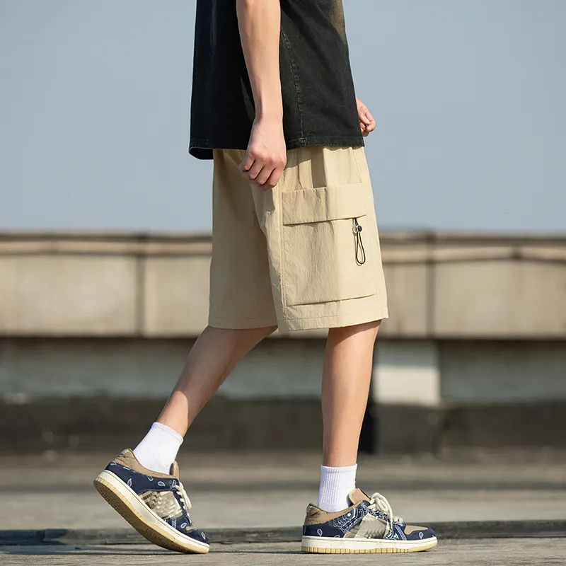 Warrior Huichao Riding The Wind Collection Cargo Shorts Unisex-24