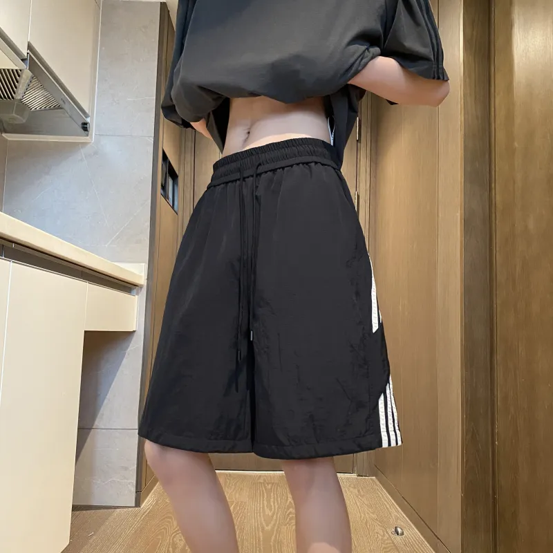 Warrior Huichao Riding The Wind Collection Casual Shorts Unisex-2