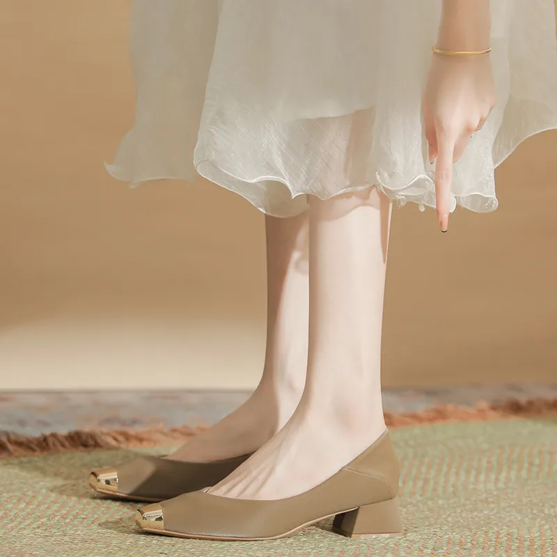 Bamiti Chunky Heel High Heels Women's-16