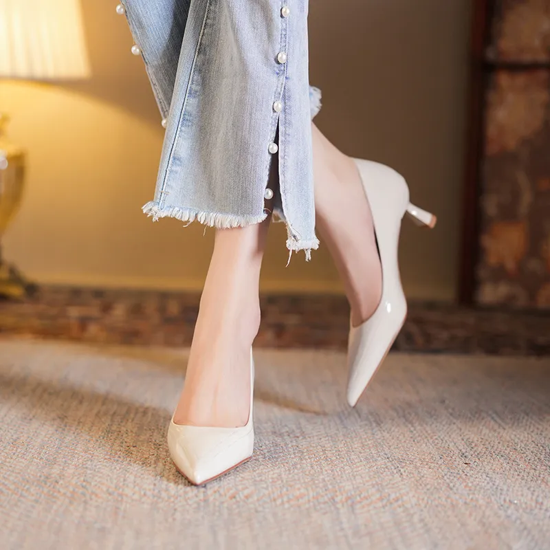 Bamiti Slim Heel High Heels Women's-9