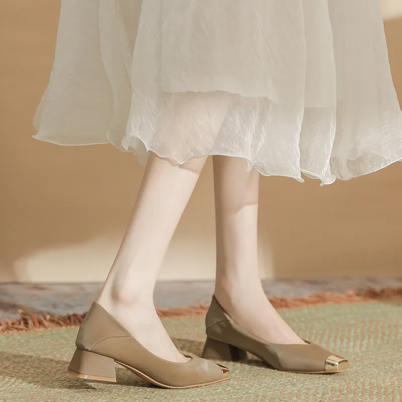 Bamiti Chunky Heel High Heels Women's-15