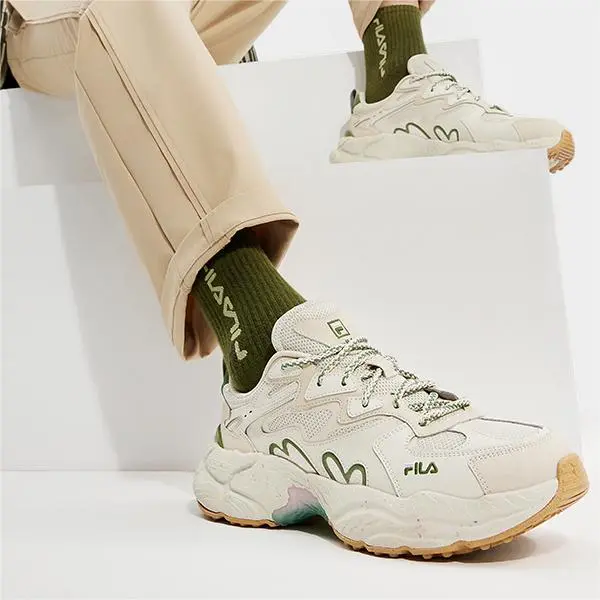 FILA Fern Sneakers Low Top Chunky Sneakers Men's Ivory White-2