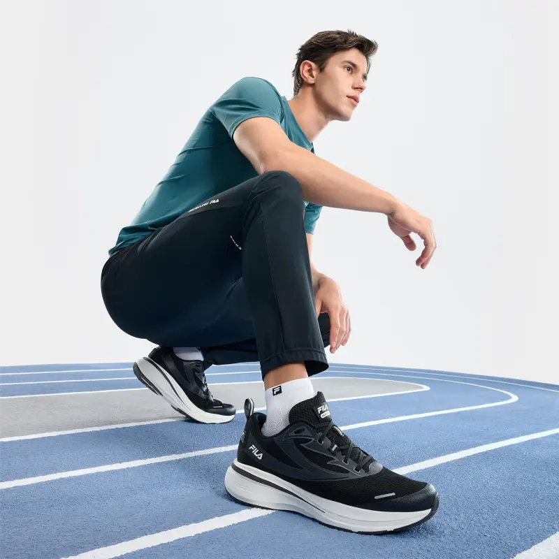 FILA NUVOLE Cushioned Wear-Resistant Breathable Rebound Low-Top Running Shoes Men's Steed Black-4