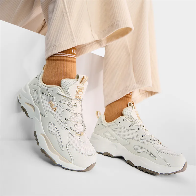 FILA Vintage Collection Anti Slip Wear Resistant Low Top Casual Shoes Women's Snow/Haze Gray-6