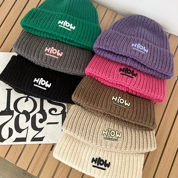 US8ACC Polyester Beanies Unisex-1