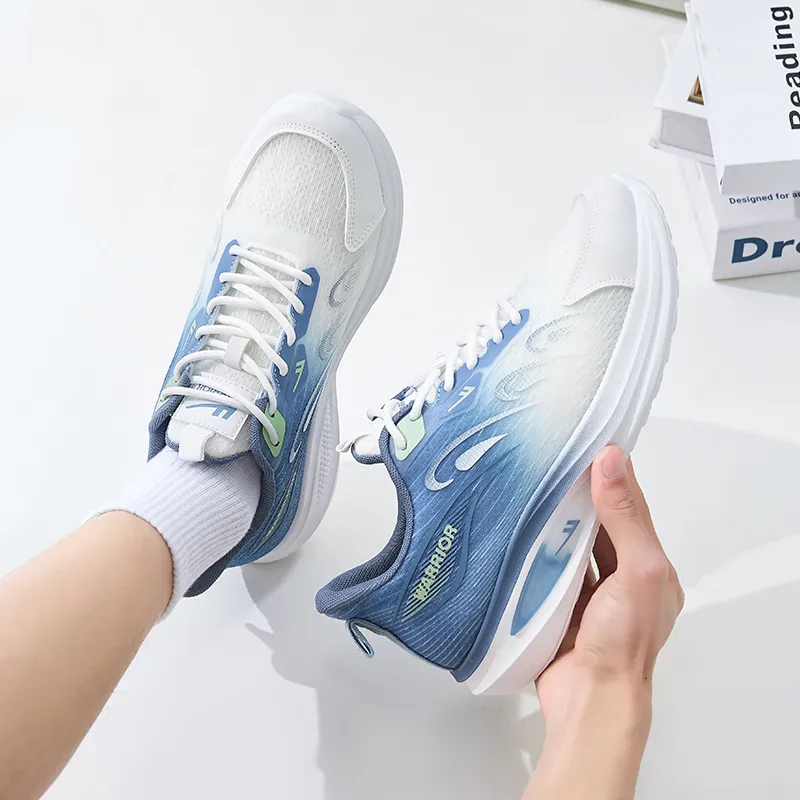 WARRIOR Running Shoes Men Low Top Light Blue-5