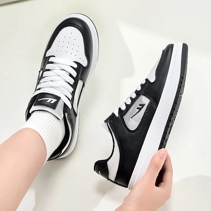 Warrior Air Force 1 Breathable Slip Resistant Low Top Skateboard Shoes Unisex Black White-4