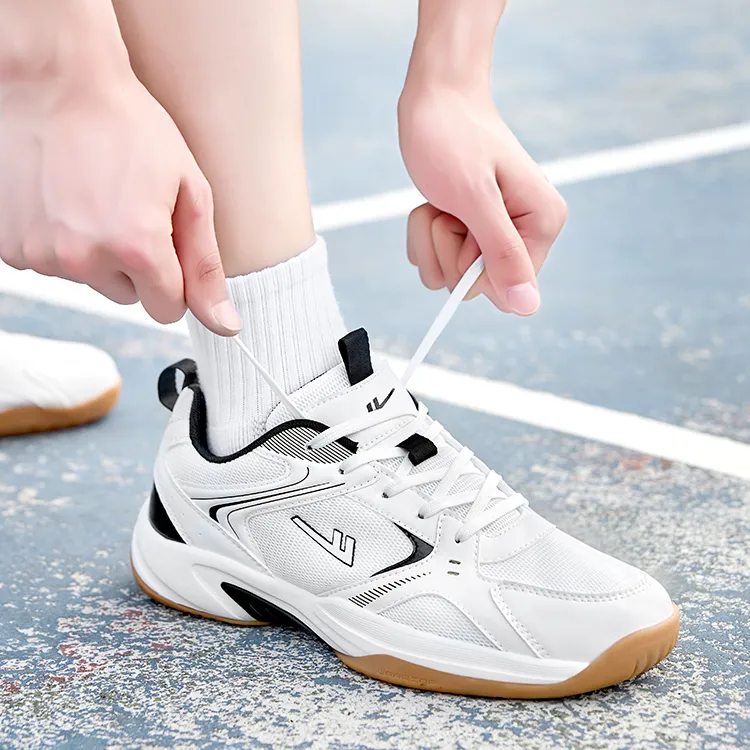 Warrior Wear resistant Lightweight Breathable And Non slip. Low Top Badminton Shoes Men's White Black-5