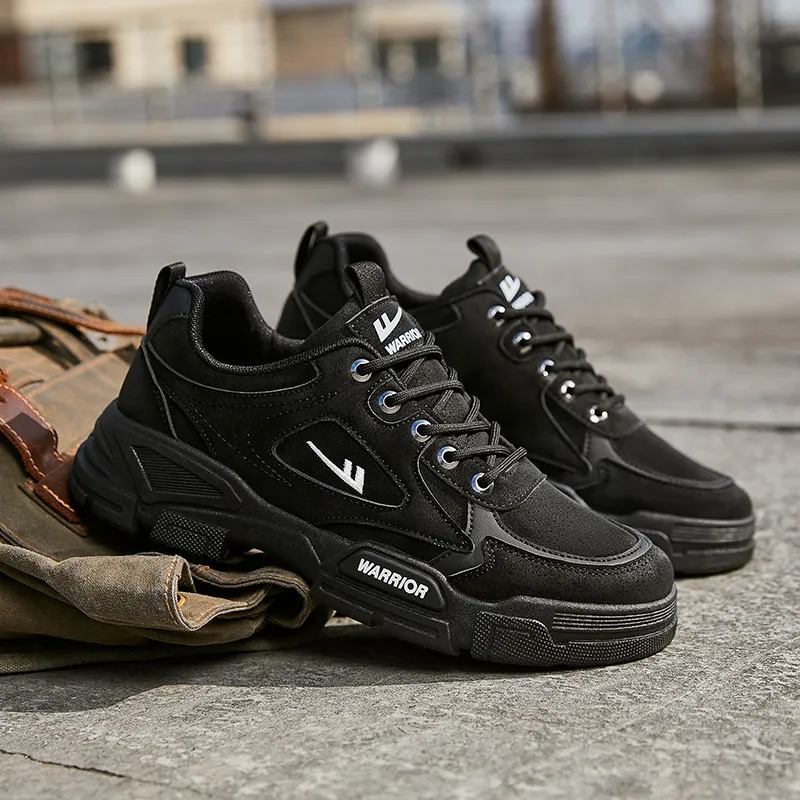 Warrior Low-Top Outdoor Shoes Men's Black-6