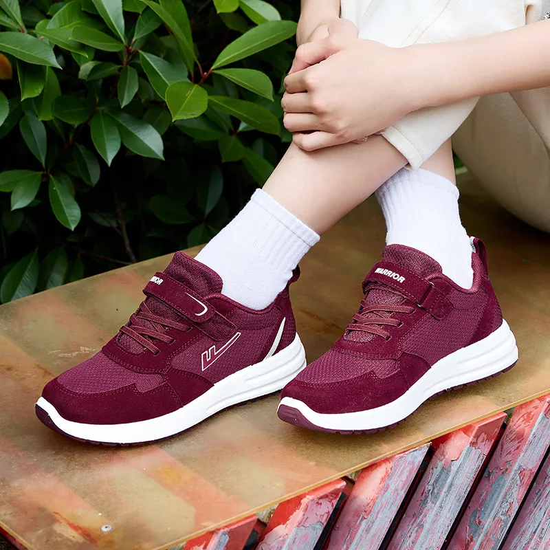 Warrior Anti Slip Wear Resistant Low Top Casual Shoes Women's Burgundy-6
