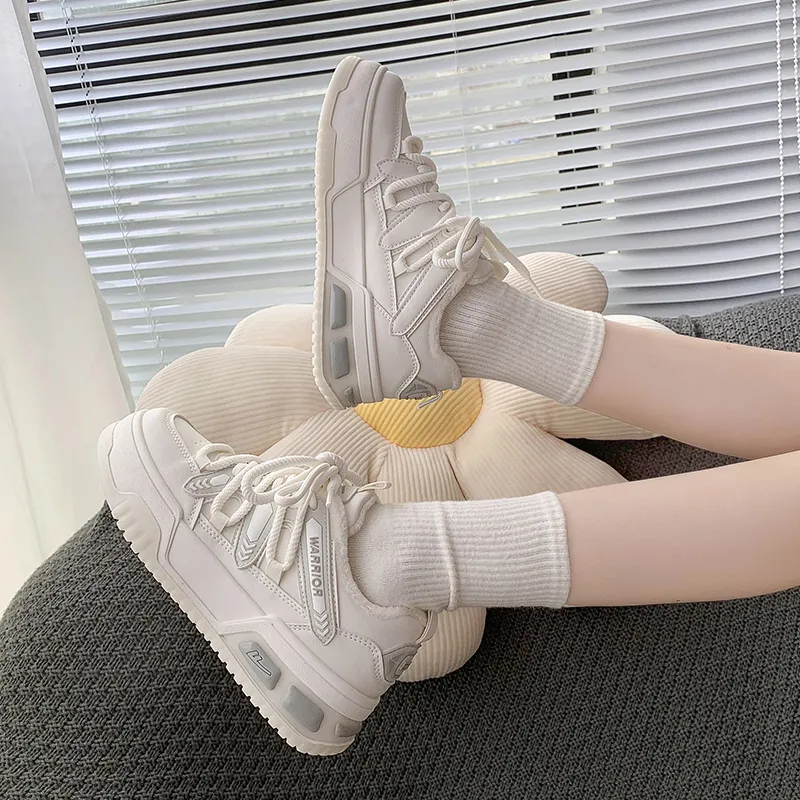 Warrior Small White Shoes Anti Slip And Wear Resistant Breathable Low Top Skateboard Shoes Women's Milk White-8