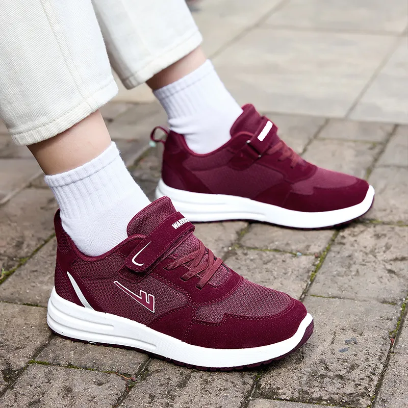 Warrior Anti Slip Wear Resistant Low Top Casual Shoes Women's Burgundy-5