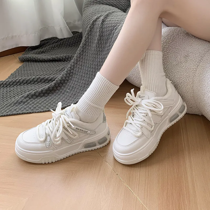 Warrior Small White Shoes Anti Slip And Wear Resistant Breathable Low Top Skateboard Shoes Women's Milk White-7
