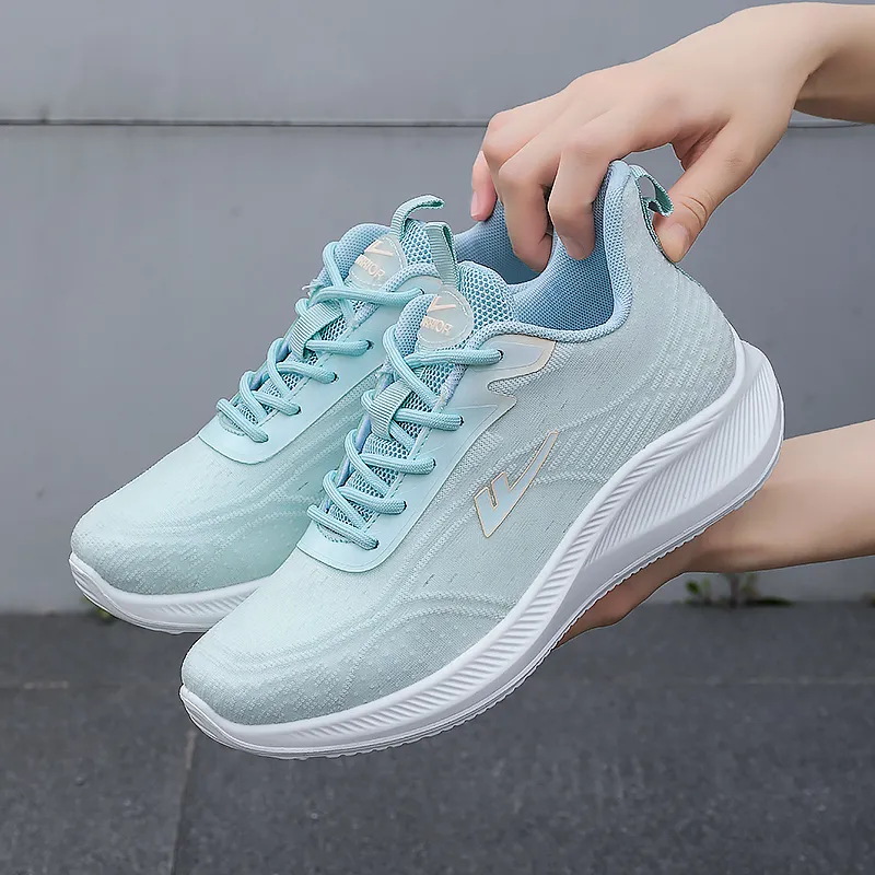 WARRIOR Running Shoes Women's Low Top Green Blue-4
