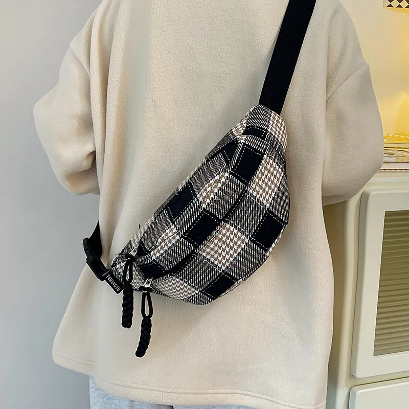 NIGEER Fanny Packs-1