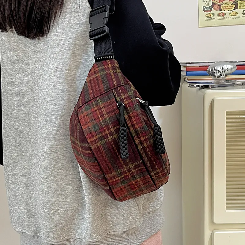 NIGEER Fanny Packs-9