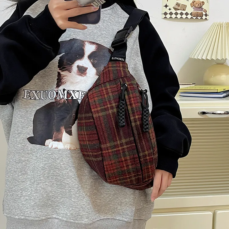 NIGEER Fanny Packs-10