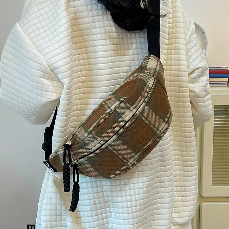 NIGEER Fanny Packs-25
