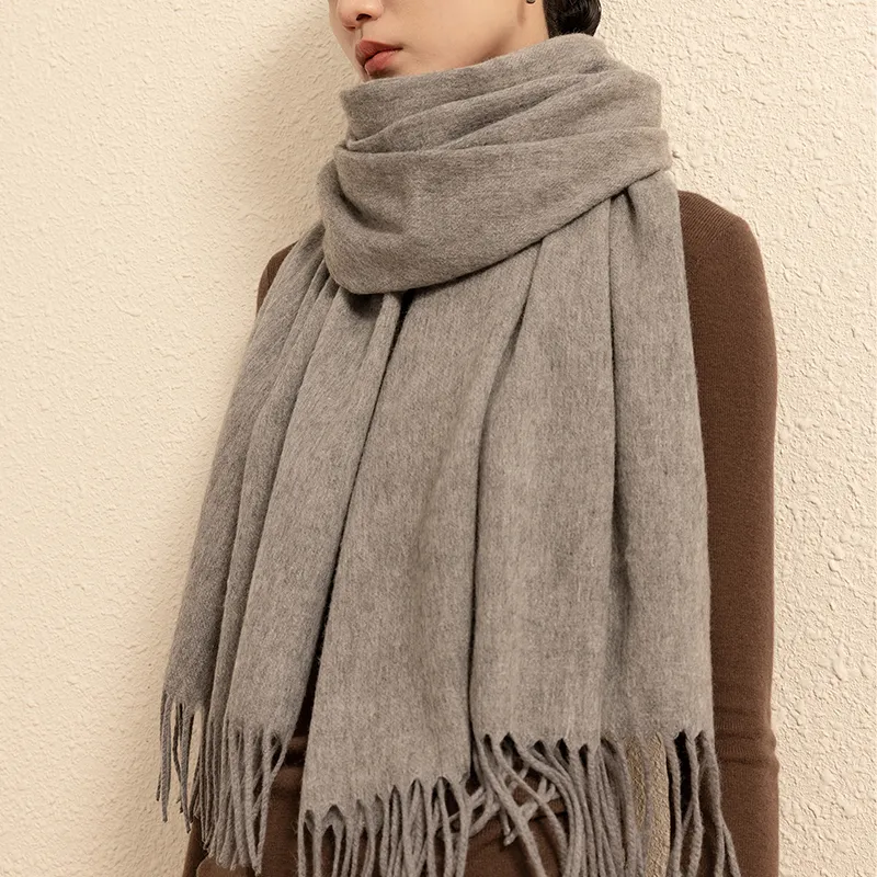 VANESSA HOGAN Plush Yarn Shawl Scarf Unisex-2