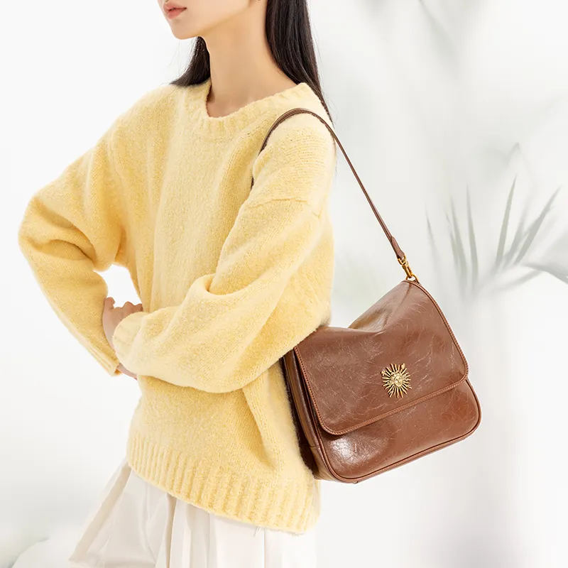 VANESSA HOGAN Vh Classic Series Cow Leather Shoulder Bag Crossbody Bag Shoulder Bag Large Size Women's Brown-3