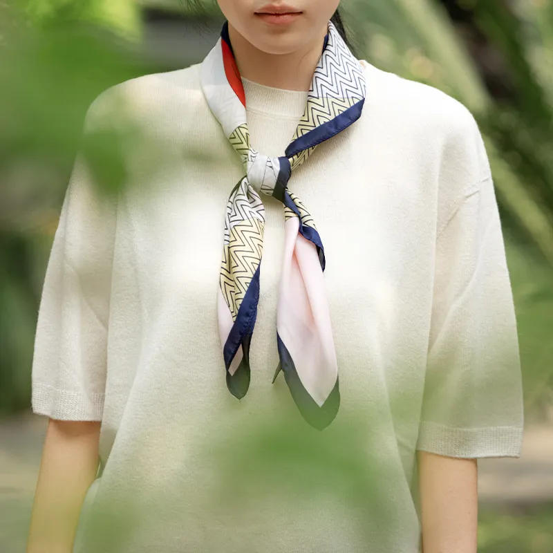 VANESSA HOGAN Silk Scarves Women's-6