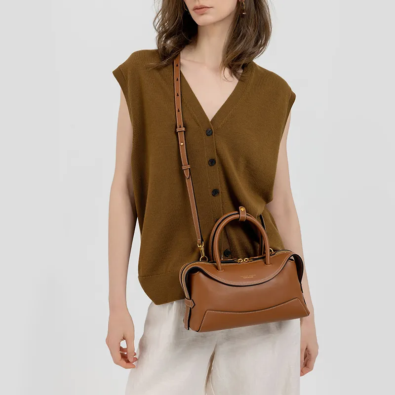 VANESSA HOGAN Cow Leather Crossbody Handbag Women's Nut Brown/Shallow Beach White/Midnight Black-1