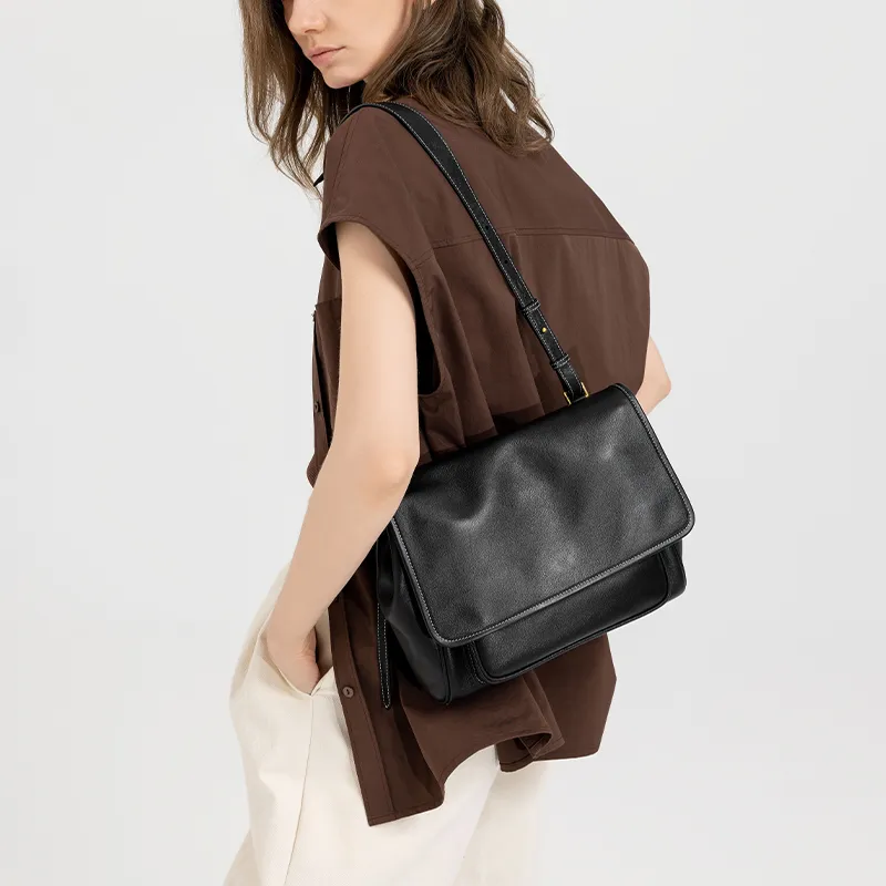 VANESSA HOGAN Cow Leather Shoulder Bag Women's Obsidian Black/Cocoa Red Brown-2