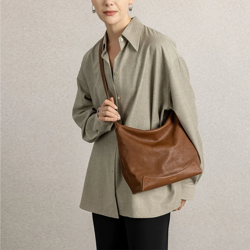 VANESSA HOGAN Top Grain Vegetable Tanned Cow Leather Shoulder Bag Large Size Women's Cocoa Red Brown-4