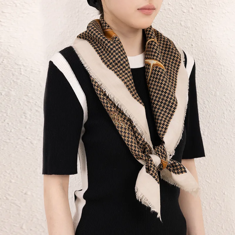 VANESSA HOGAN Silk Scarves Women's-4