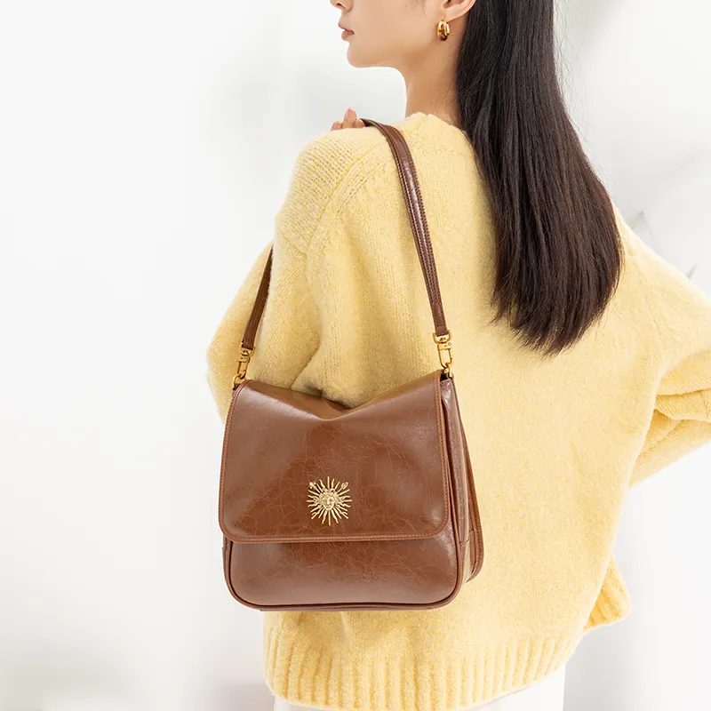 VANESSA HOGAN Vh Classic Series Cow Leather Shoulder Bag Crossbody Bag Shoulder Bag Large Size Women's Brown-4