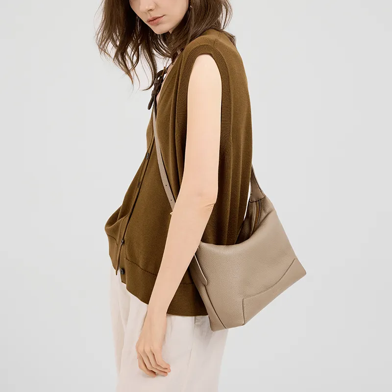 VANESSA HOGAN Shoulder Bags-2