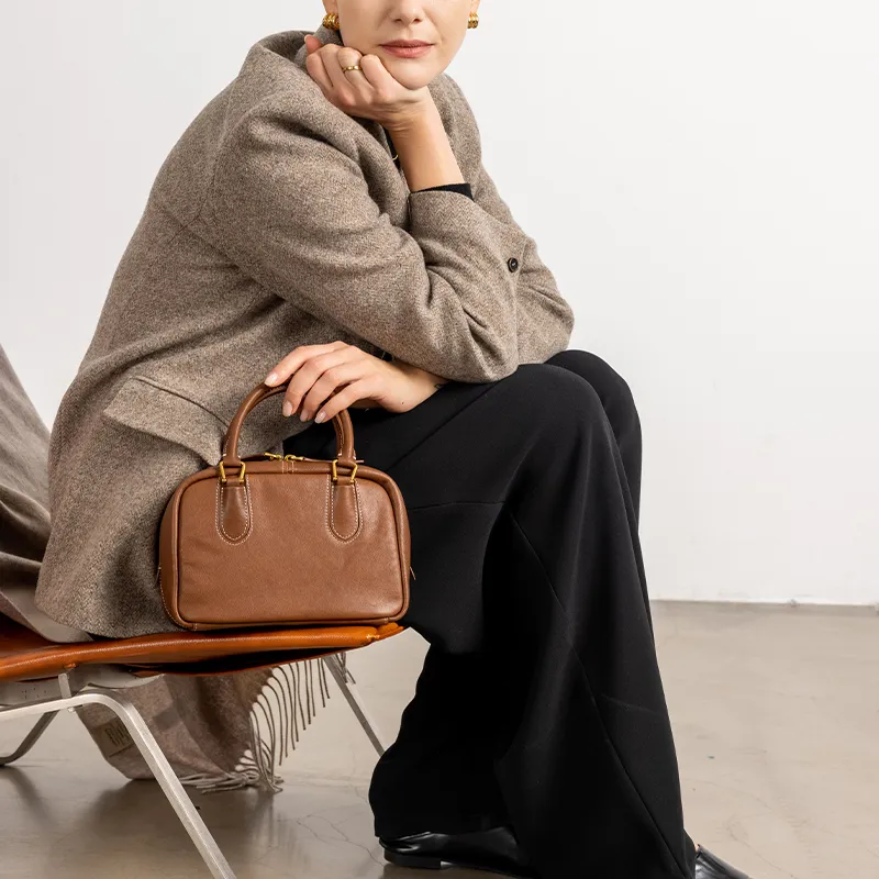 VANESSA HOGAN Handbags-4