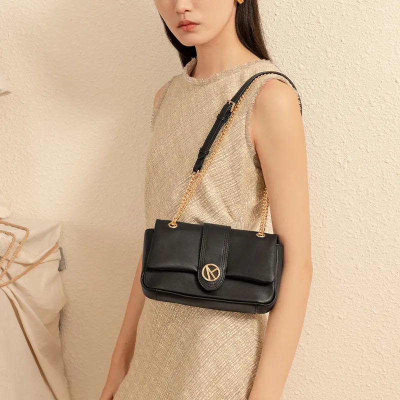 VANESSA HOGAN Vh Classic Series Cow Leather Small Square Bag Shoulder Bag Regular Women's Ecru/Black-12