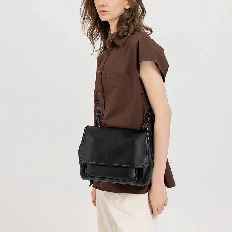 VANESSA HOGAN Cow Leather Shoulder Bag Women's Obsidian Black/Cocoa Red Brown-1