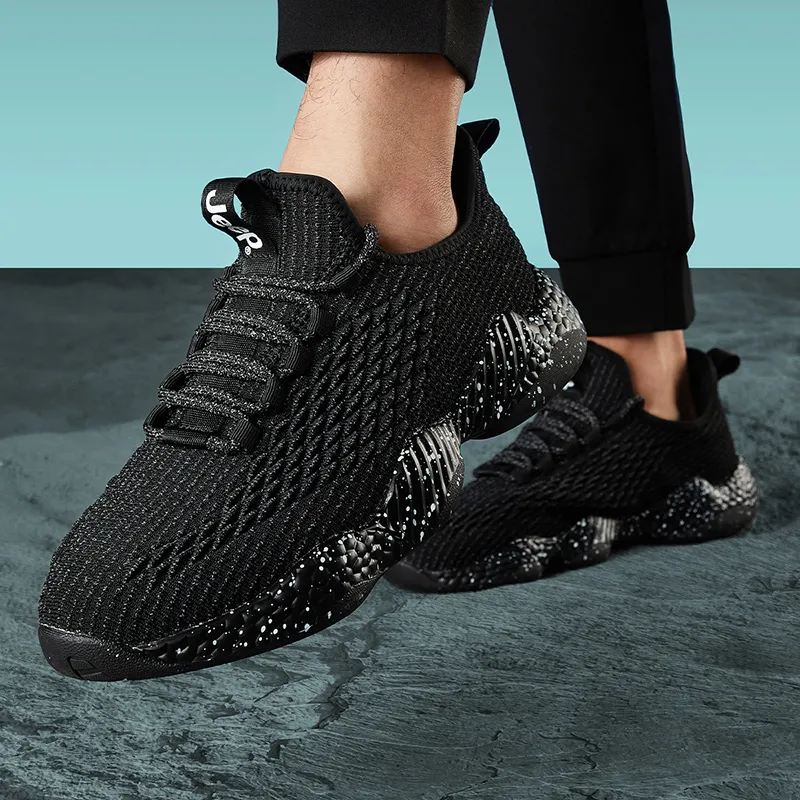 Jeep Cushioning Waterproof And Breathable Coverage Lightweight Reflective Rebound Low Top Running Shoes Men's Ice Black-6