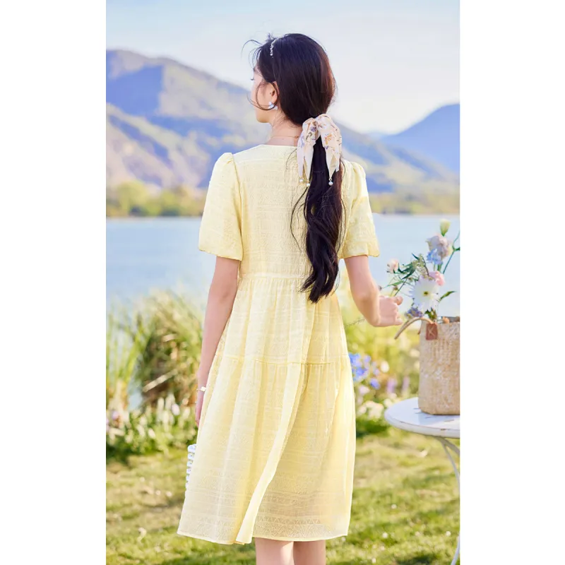 Like The Age Of Water Short Sleeved Dress Slim Fit Women's Yellow-4