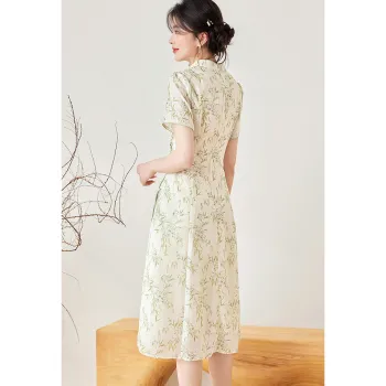 Like The Age Of Water Short Sleeved Dress Women's Green