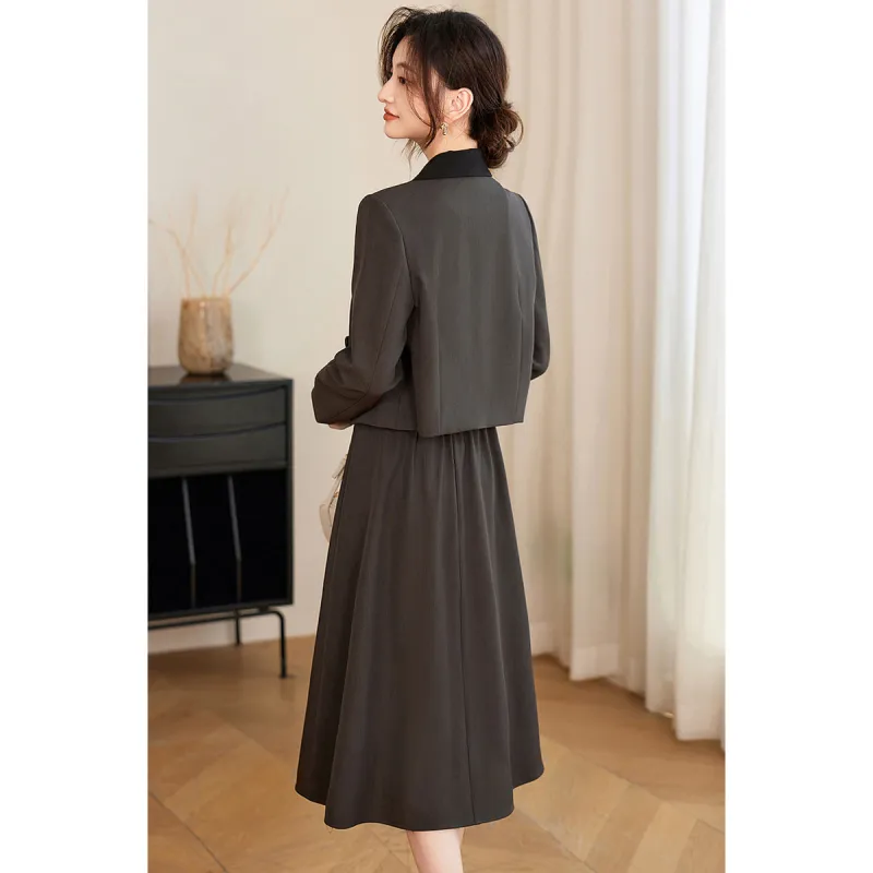 Like The Age Of Water Long Sleeved Dress Women's Gray-4